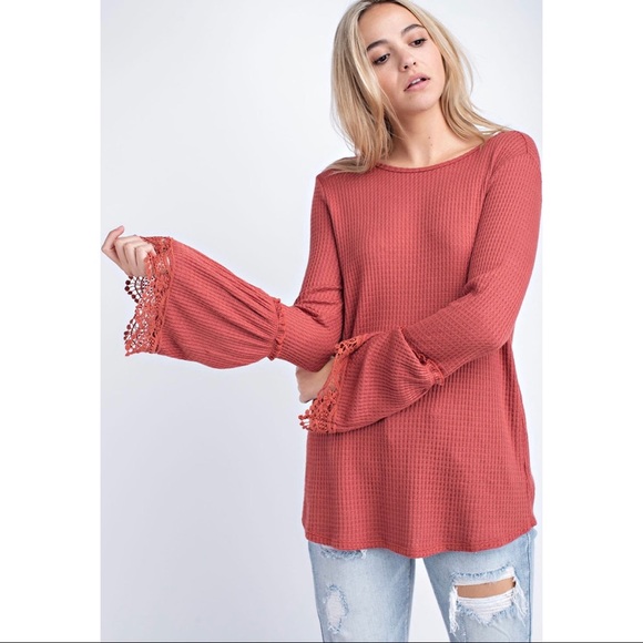 🆕 Rust Waffle Knit Bell Blouse - Picture 3 of 5